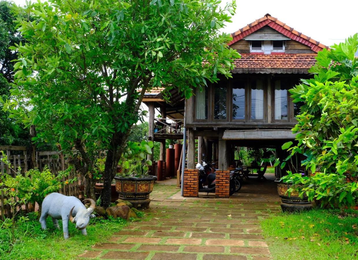 Plei Homestay & Cafe Pleiku Zewnętrze zdjęcie